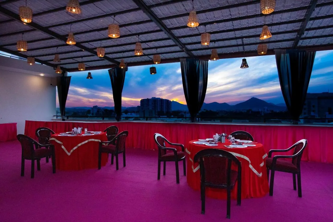 Hotel Bhairav Bagh With Swimming Pool Udaipur