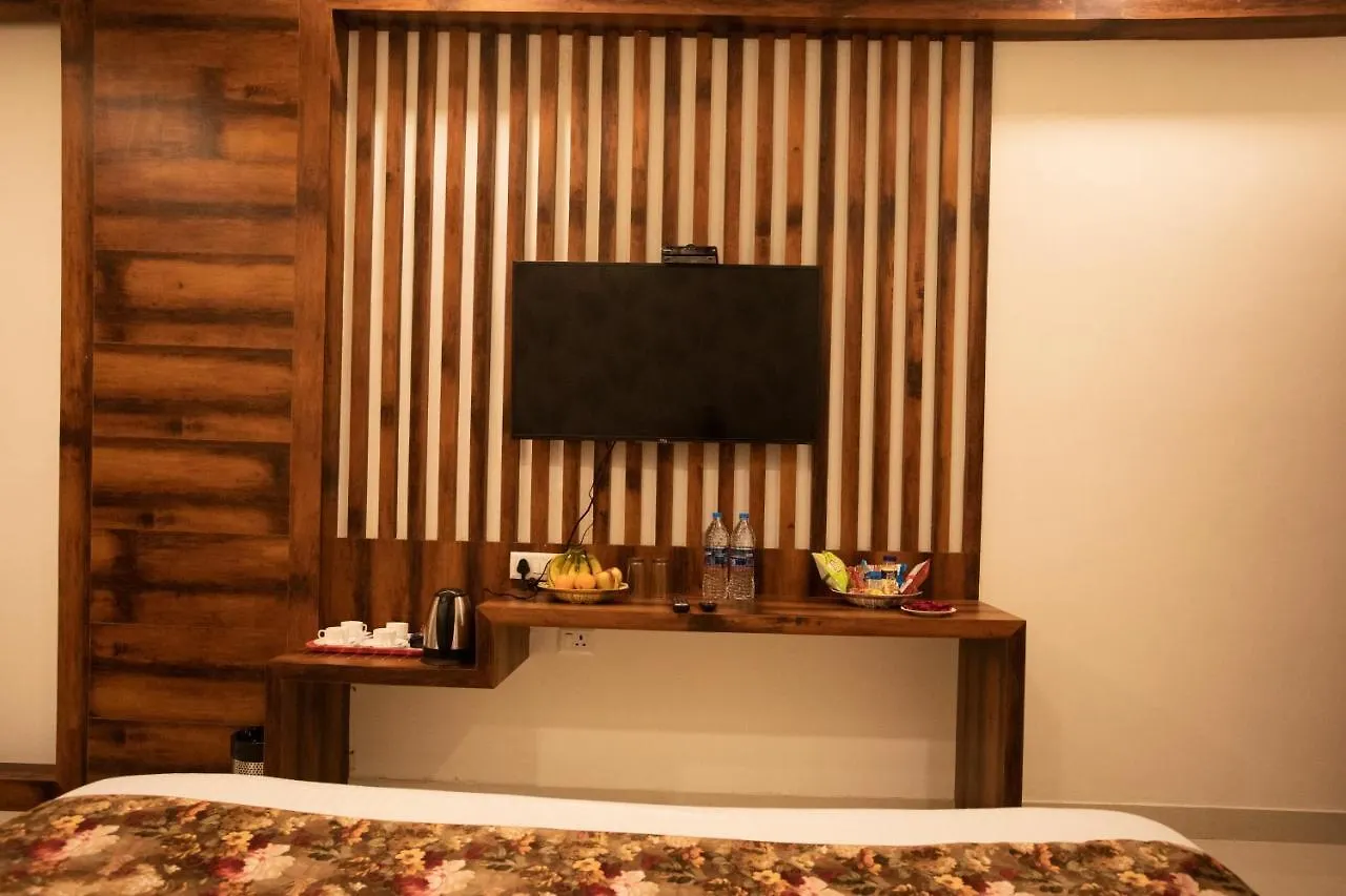Hotel Bhairav Bagh With Swimming Pool Udaipur