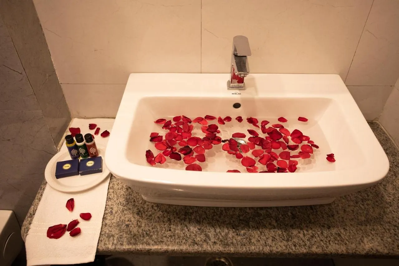 Hotel Bhairav Bagh With Swimming Pool Udaipur