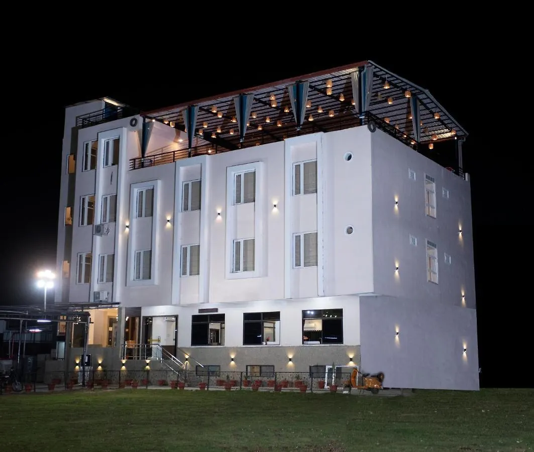 Hotel Bhairav Bagh With Swimming Pool Udaipur
