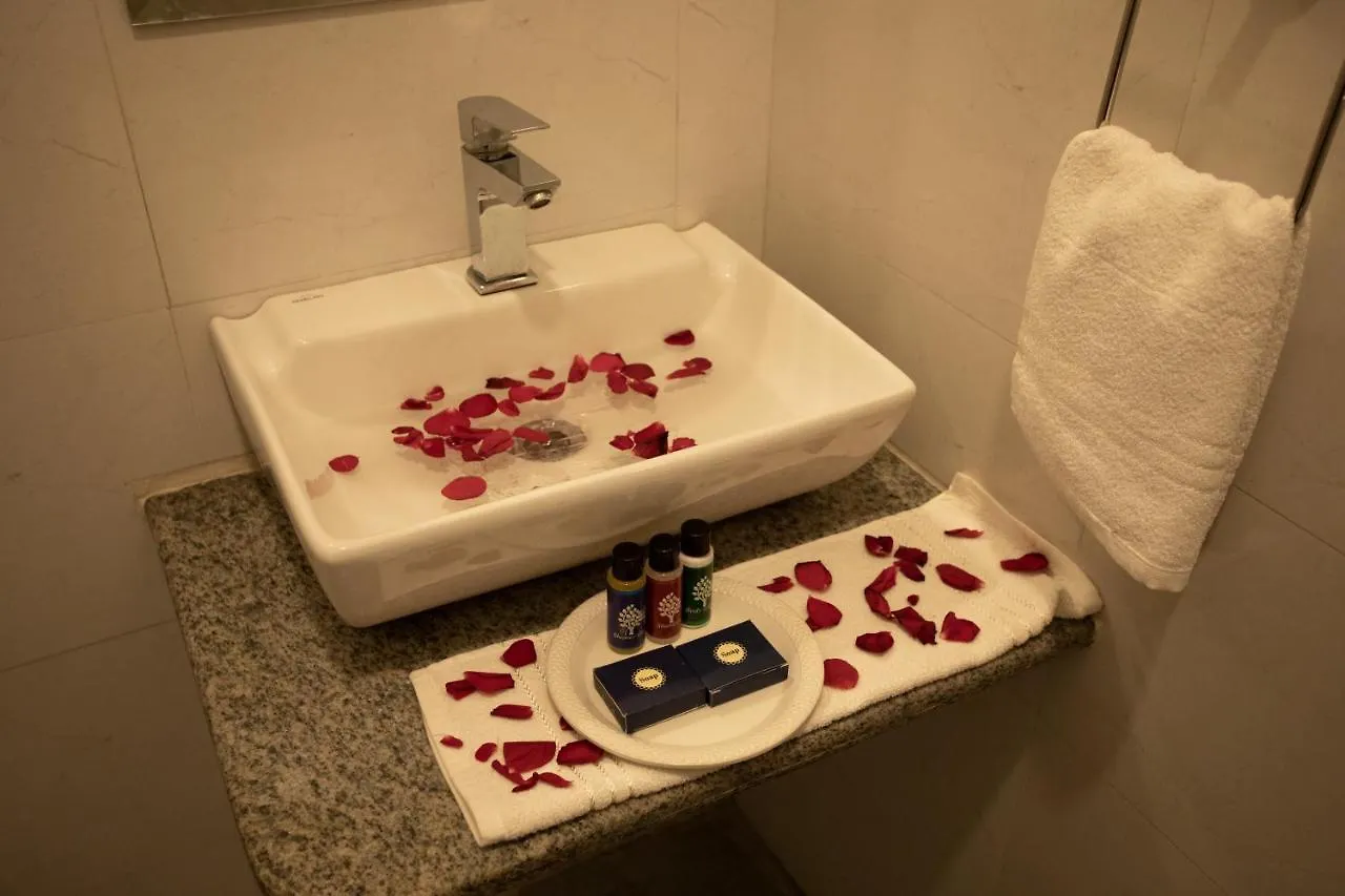 Hotel Bhairav Bagh With Swimming Pool Udaipur