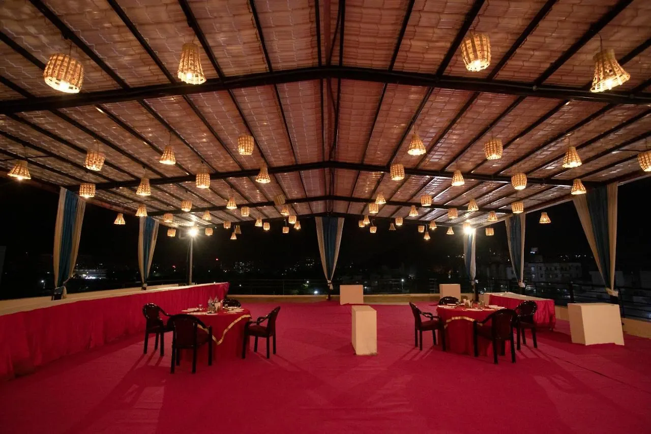 Hotel Bhairav Bagh With Swimming Pool Udaipur