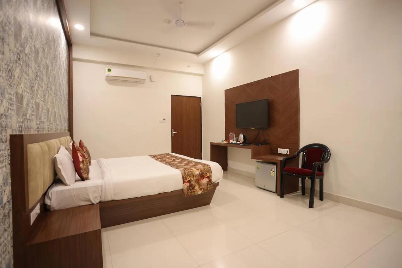 Hotel Bhairav Bagh With Swimming Pool Udaipur