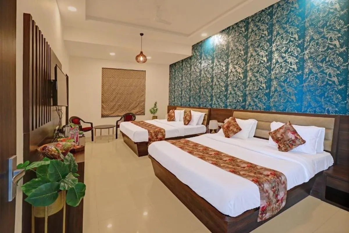 Hotel Bhairav Bagh With Swimming Pool Udaipur