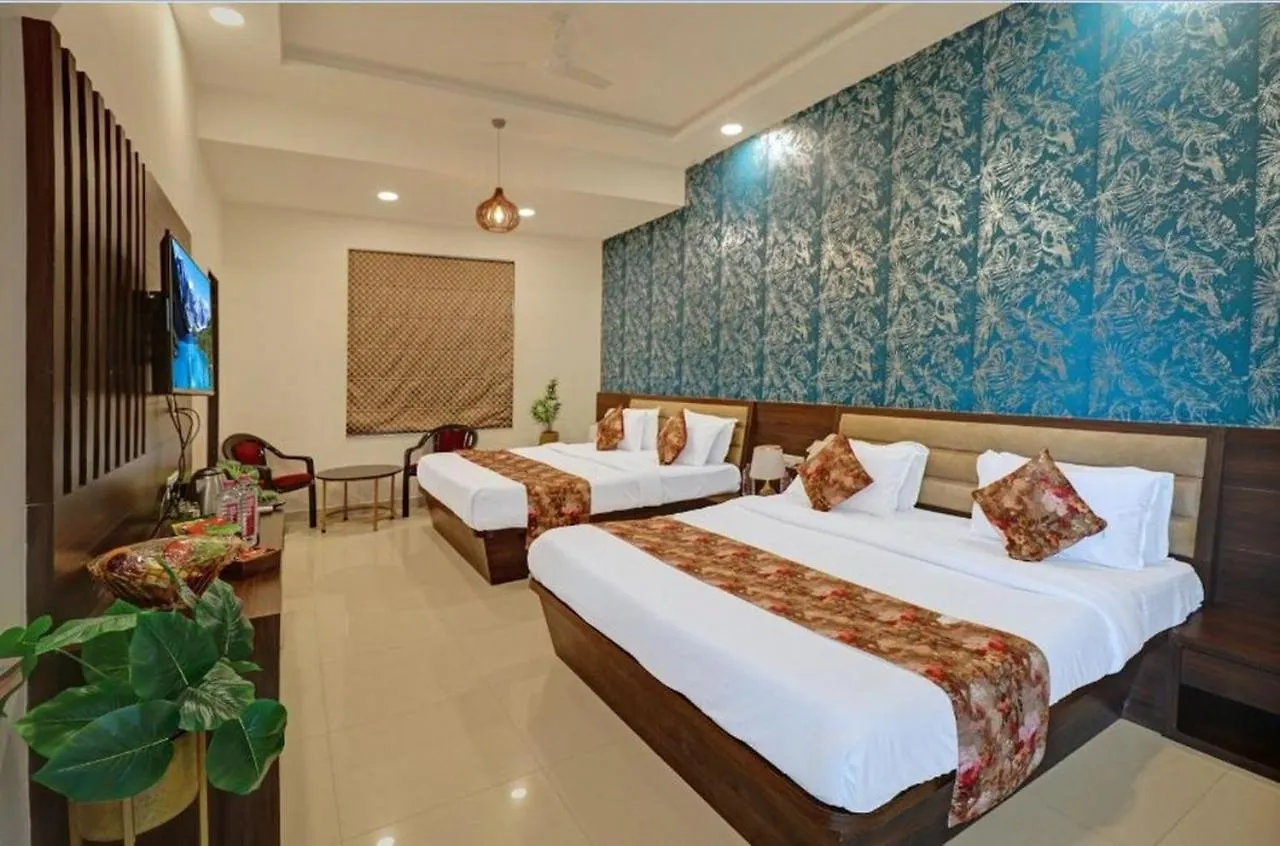 Hotel Bhairav Bagh With Swimming Pool Udaipur